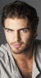 b5fc24e8bed4269eae060ca7effad1c3-maxi-iglesias-character-inspiration