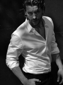 da5aeb1b8c7dfa824fafa1ea76b11cc1-men-hairstyles-male-photography